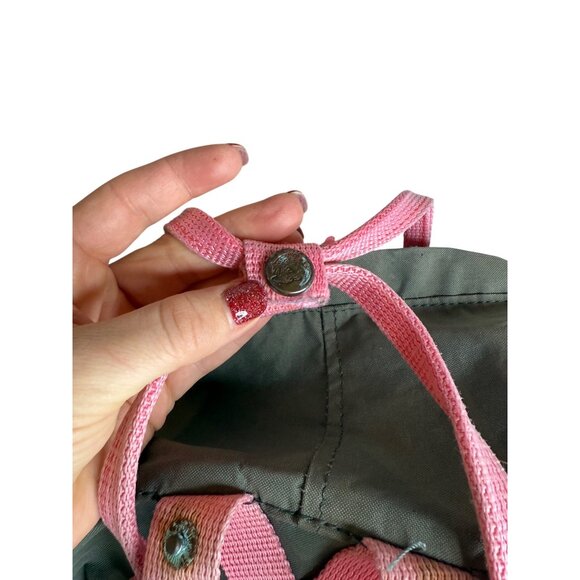 Kanken Fjallraven Green Backpack with Pink Accents Standard Classic Size - Picture 7 of 7